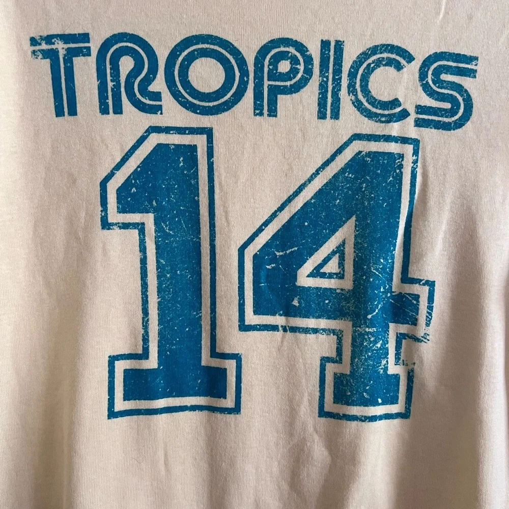 No Boundaries Yellow Tropics Crop Tee - Picture 3 of 5